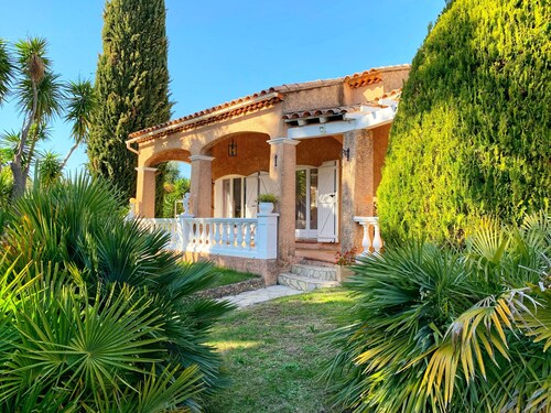Villa Lempereur, Maison de Campagne Entre Sanary-sur-mer et Bandol