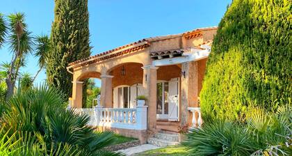 Villa Lempereur, Maison de Campagne Entre Sanary-sur-mer et Bandol