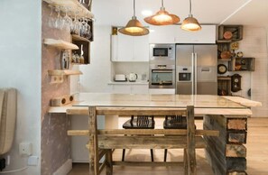 Private kitchen - Encantador Toque Histórico y Moderno en Caja Mágica (Madrid)