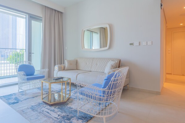 Living area - Bellavista - Contemporary 2 BR - Downtown View II - Burj Khalifa View BV 07-2 (Dubai)