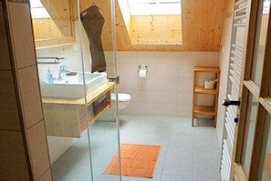 Shower, eco-friendly toiletries, hair dryer, towels