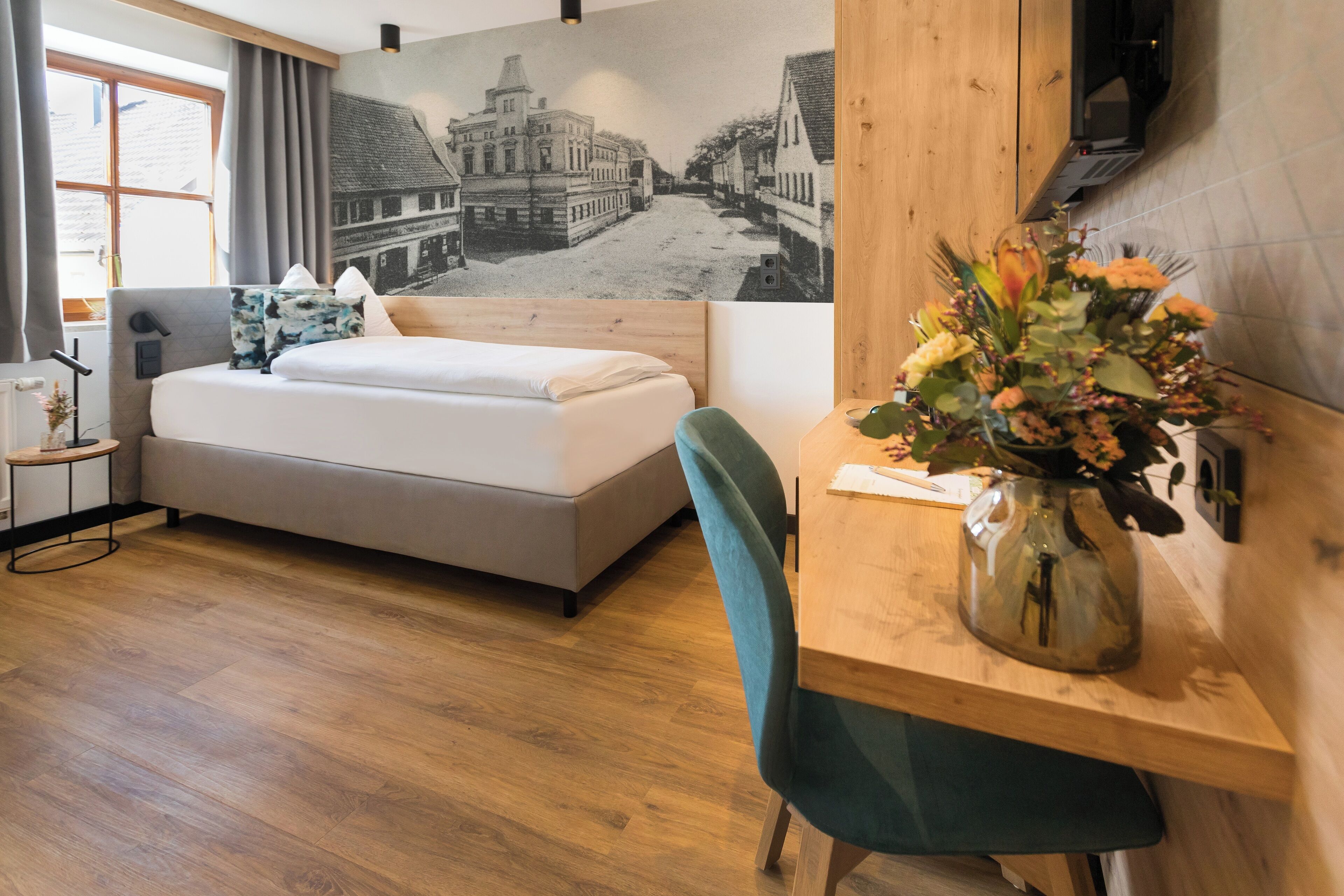 Single Room | In-room safe, desk, soundproofing, cribs/infant beds