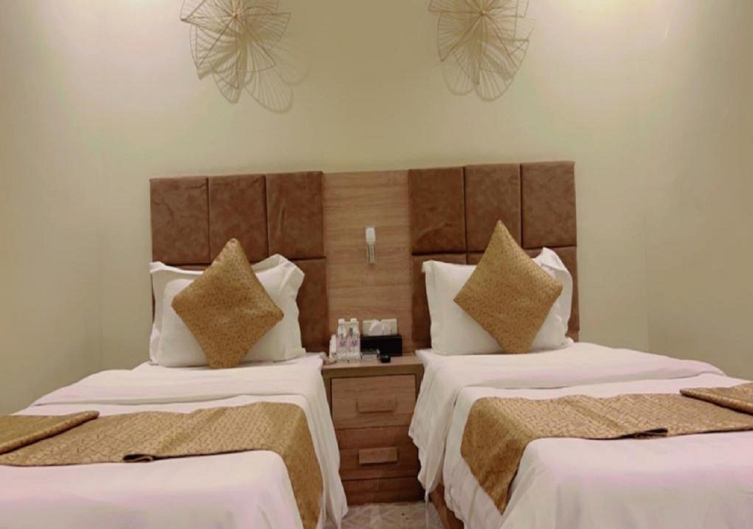 premium bedding, pillow-top beds, in-room safe, blackout curtains