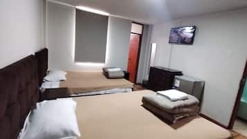 Habitación cuádruple | Wifi gratis y ropa de cama