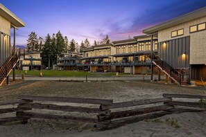 المنشأة من الخارج