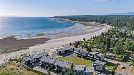 Beach. Coastal Haven at THE BEACH HOUSE