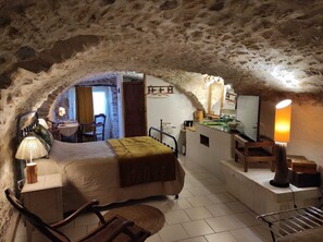 3 soverom, strykejern/-brett, wi-fi (inkludert) og sengetøy