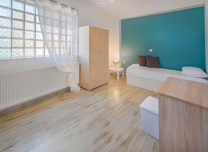 Superior-Suite | Zimmersafe, Schreibtisch, schallisolierte Zimmer, kostenloses WLAN