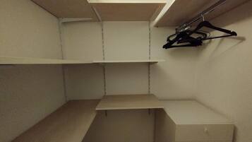 Apartment | Wardrobe