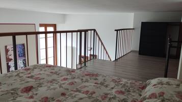 Apartment | 1 bedroom, free WiFi, bed sheets