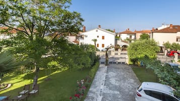 Apartment, 1 Bedroom | Garden view