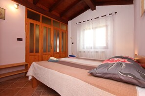 1 bedroom, iron/ironing board, free WiFi, bed sheets - Apartments Adria (Rovinj)
