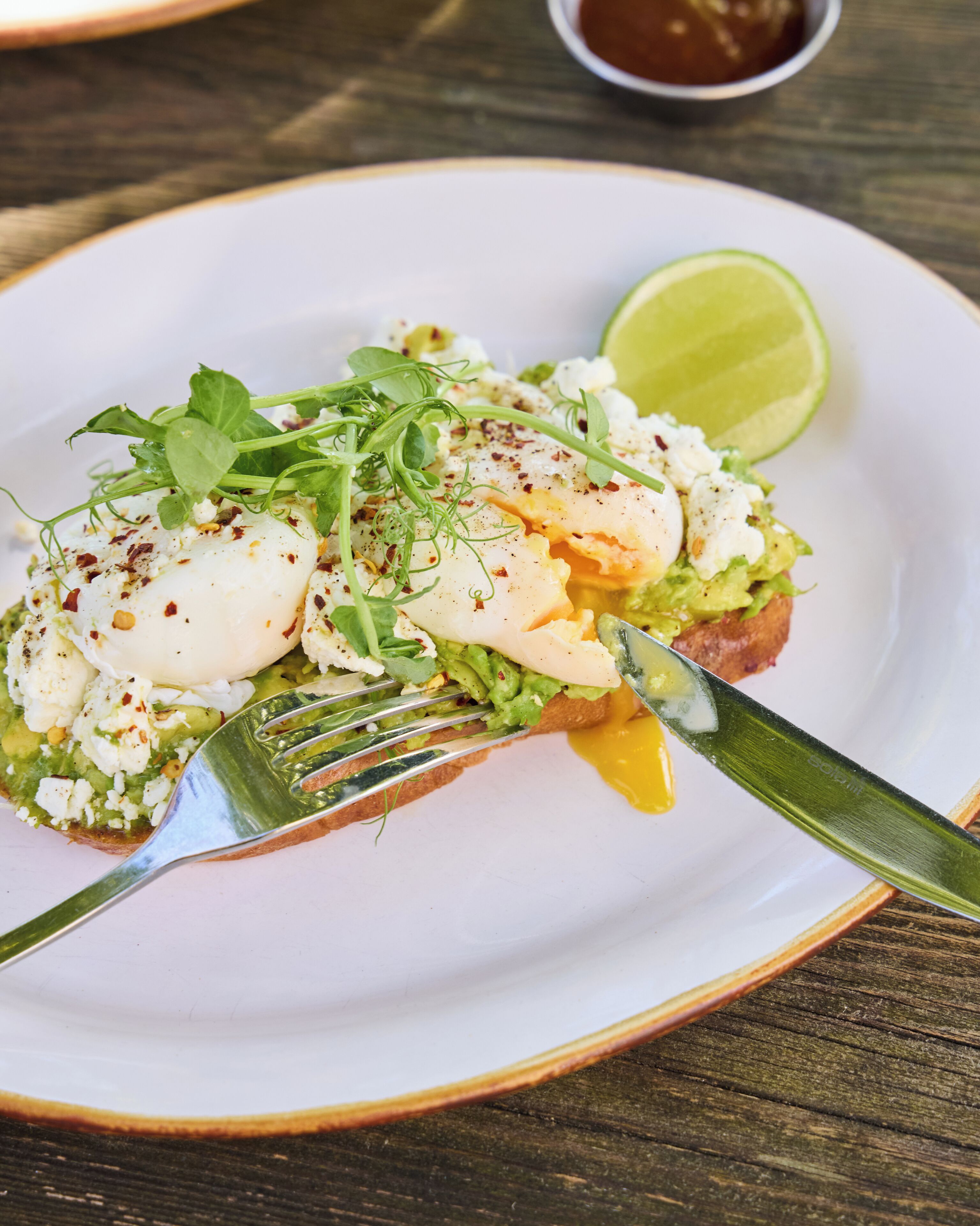 Free daily cooked-to-order breakfast 