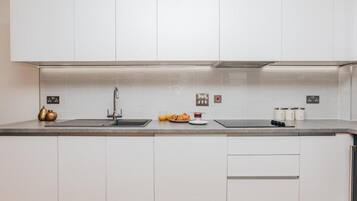 Apartment | Private kitchen | Fridge, microwave, oven, stovetop