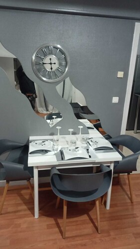 Appartement Avec Beaucoup de Caractère et de Charme