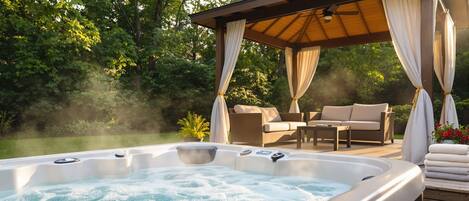 Outdoor spa tub