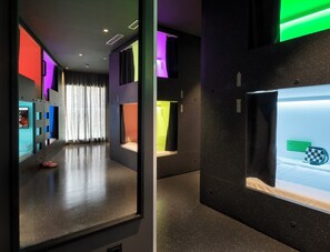 Espace de travail pour ordinateur portable, rideaux occultants