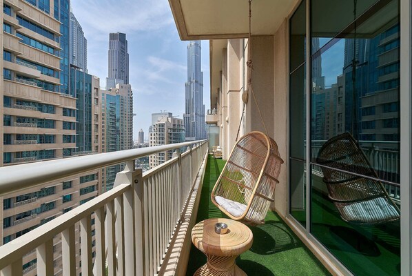Property grounds - BellaVista - Boulevard Central - Panoramic Terrace & Burj Khalifa View -BV 08-21 (Dubai)