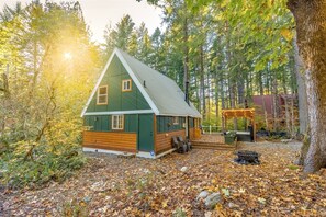 House (Wonderland Chateau) | Exterior - Wonderland Chateau (Packwood)