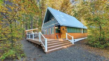 House (Wonderland Chateau) | Bahagian luar