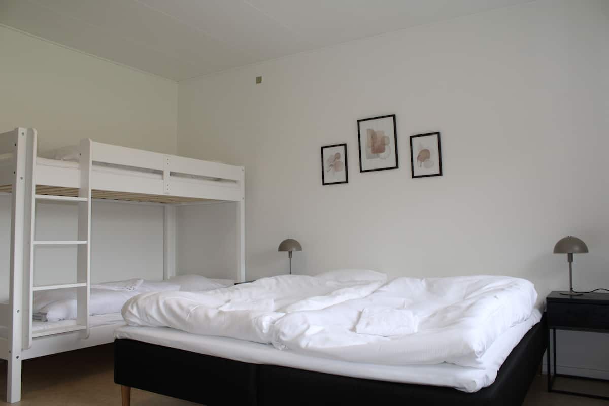Family Quadruple Room | Kalis bunyi, Wi-fi percuma