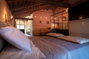 Bureau, chambres insonorisées, Wi-Fi gratuit