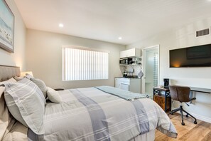 Apartment (0 Bedroom) | Front of property