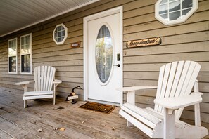 Terrace/patio - Union Pier Home with Private Pool and Association Beach! (Union Pier)