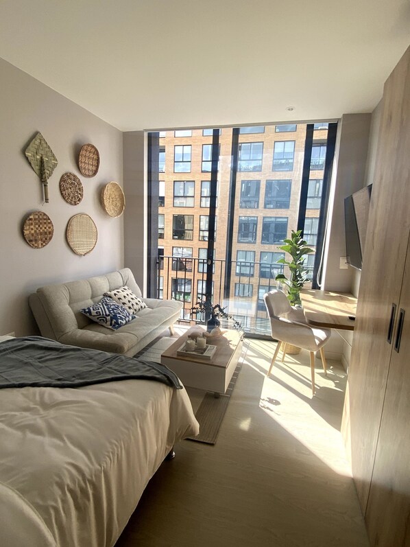 1 habitación, acceso a internet y ropa de cama 