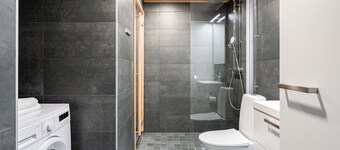 Spacious 2BR at Tammela Stadium - Sauna & Balcony