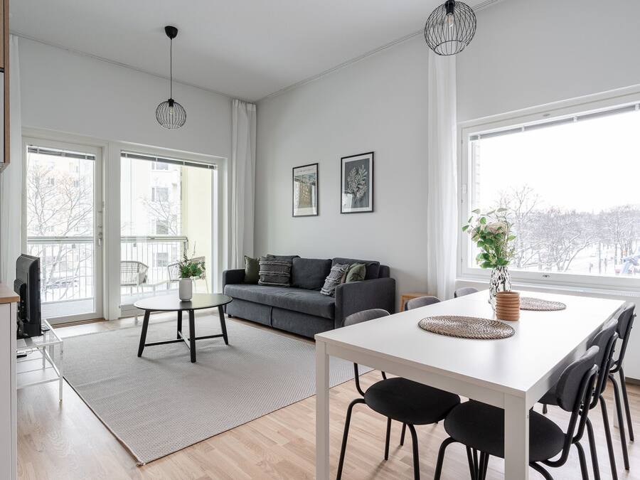 Deluxe Apartment | 2 bedrooms, premium bedding, down comforters, desk