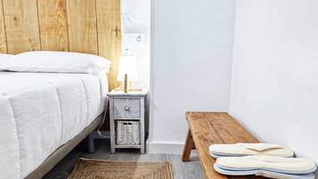 2 bedrooms, iron/ironing board, travel crib, free WiFi