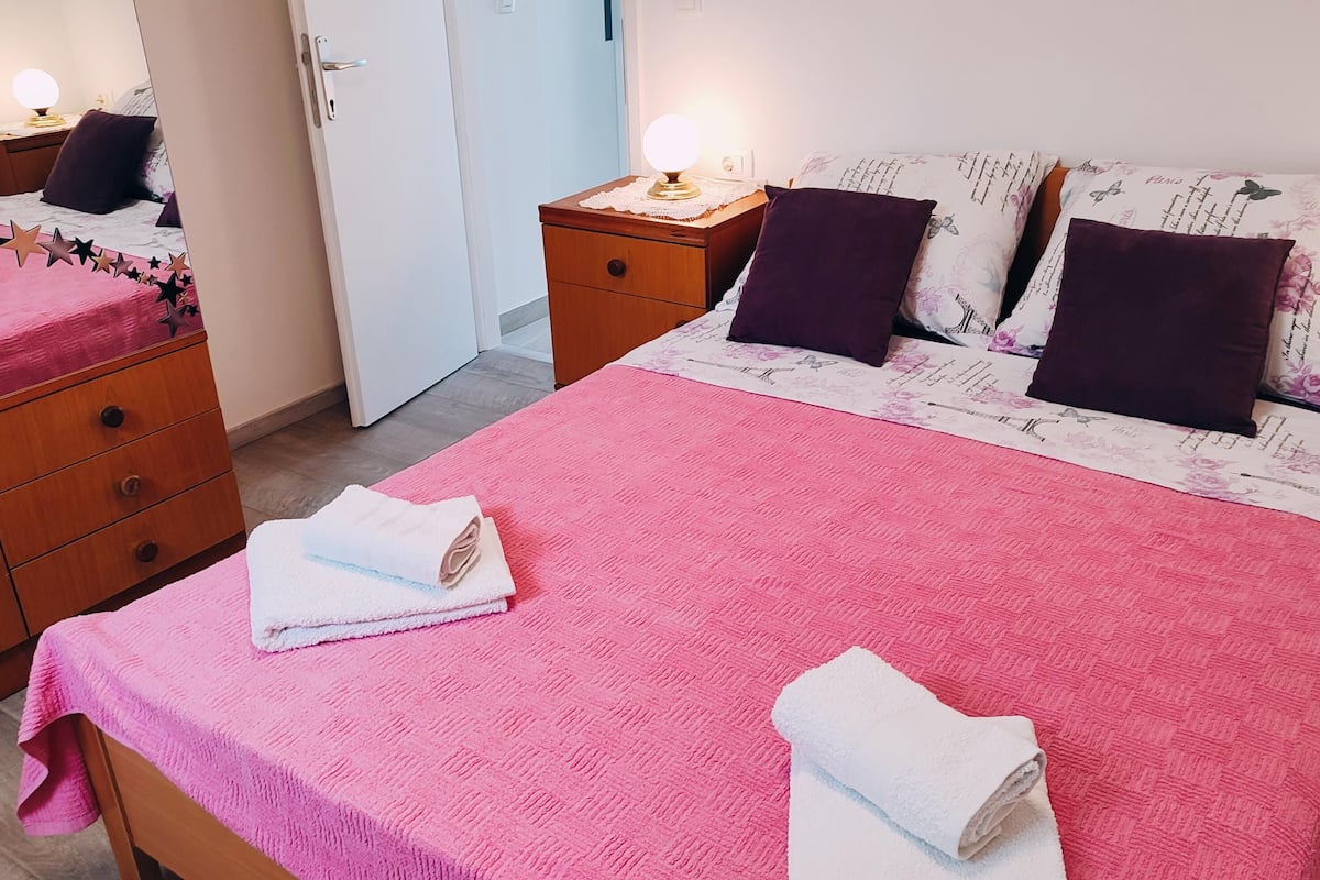 Apartment | 1 bedroom, iron/ironing board, free WiFi