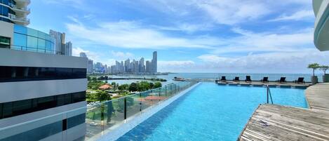 Alberca al aire libre