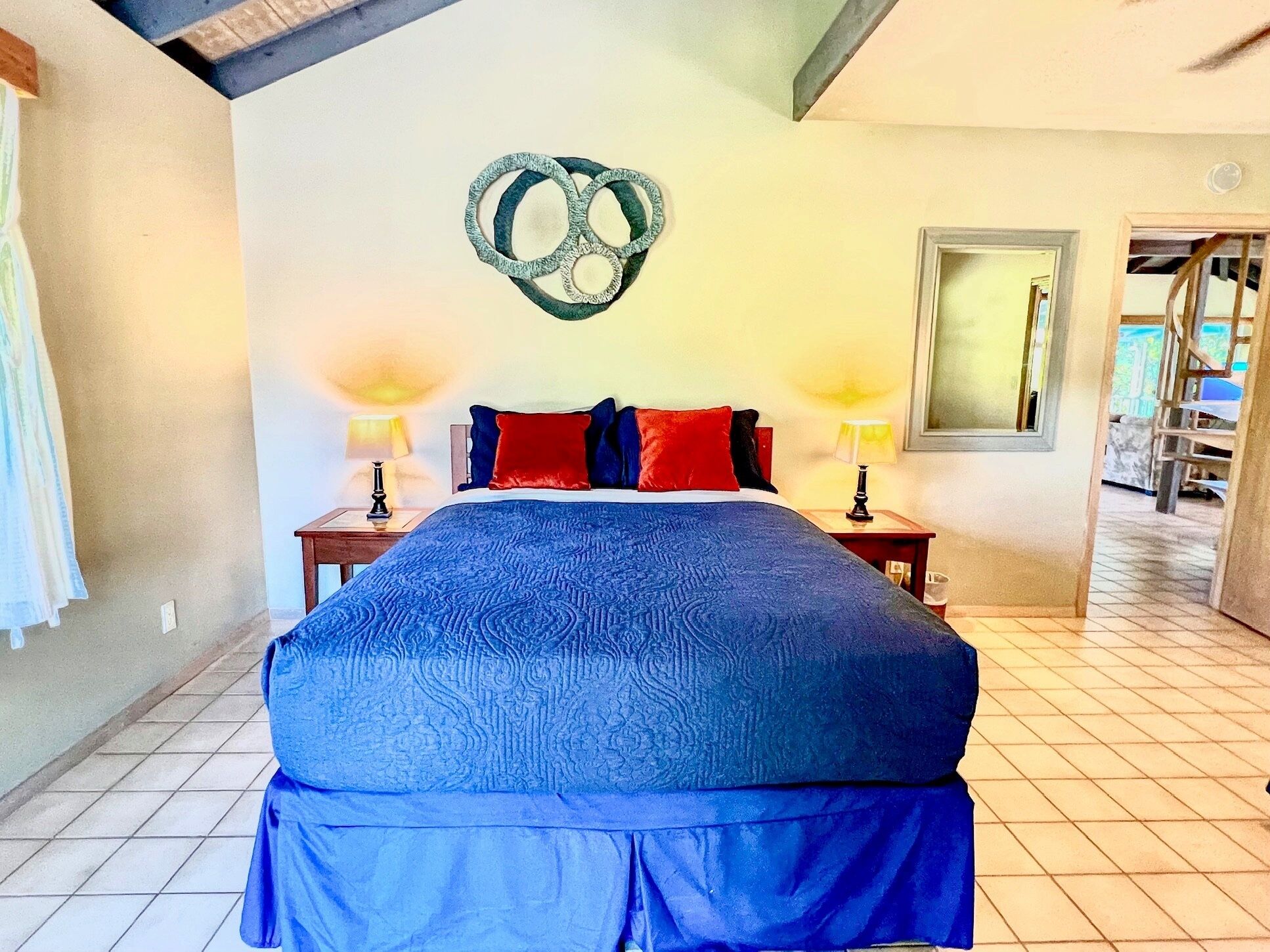 2 bedrooms, iron/ironing board, free WiFi, bed sheets