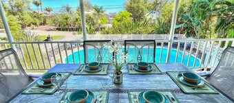 Kaloli Sunrise by the Sea - private pool, lanais, and home!