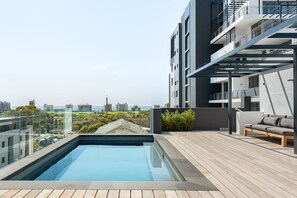 Outdoor pool - 169 on Main 201 (Cape Town)
