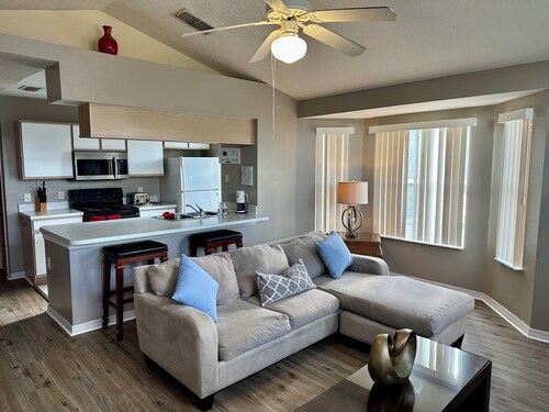Villas of Island 3BR Condo Resort near Disney