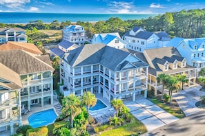 Exterior - Custom Putting Green, Game Room, Steps to Beach, Private Pool w/ TV, Elevator (Hilton Head Island)