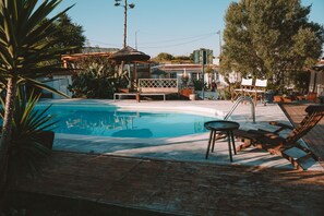 Pool - Romantic Cottage on the Atlantic (Assofora)