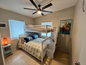 2 Schlafzimmer, Bügeleisen/Bügelbrett, Reisekinderbett, kostenloses WLAN