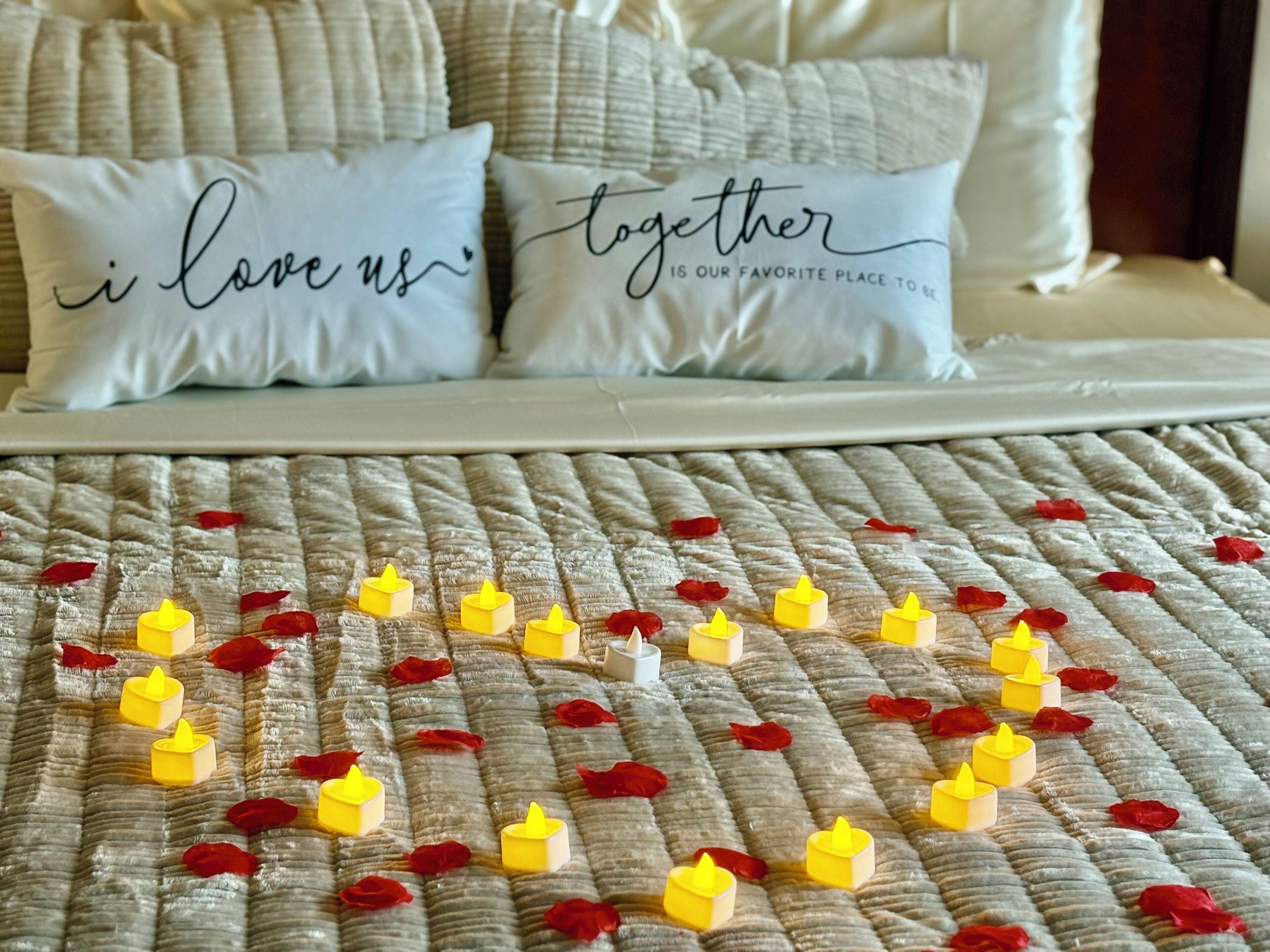 Quarto lua de mel | Lençóis italianos Frette, roupas de cama premium