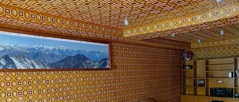 2 bedrooms, free WiFi