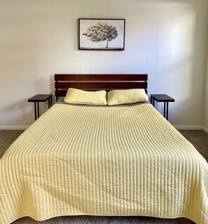 3 chambres, bureau, fer et planche à repasser, Wi-Fi gratuit