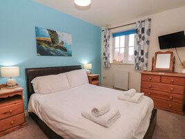 2 bedrooms, individually decorated, individually furnished, free WiFi