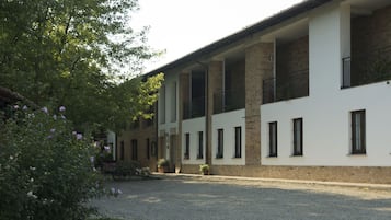 Esterni