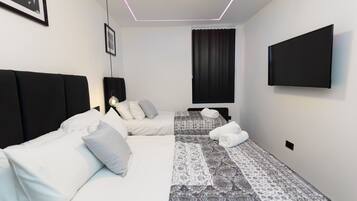 Standard Apartment, Ensuite (2 bedroom - Sleeps 5) | 1 bedroom