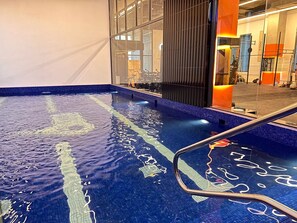 Indoor pool - Garden Hotel (Jabriya)