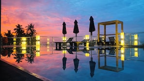 Sun deck