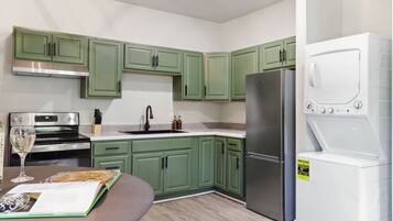 Microwave, oven, stovetop, dishwasher